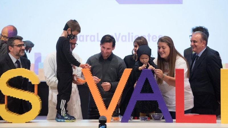 Messi hará una gira con fines benéficos durante diciembre